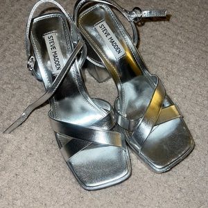 Worn once ! Steve Madden silver chunky heels